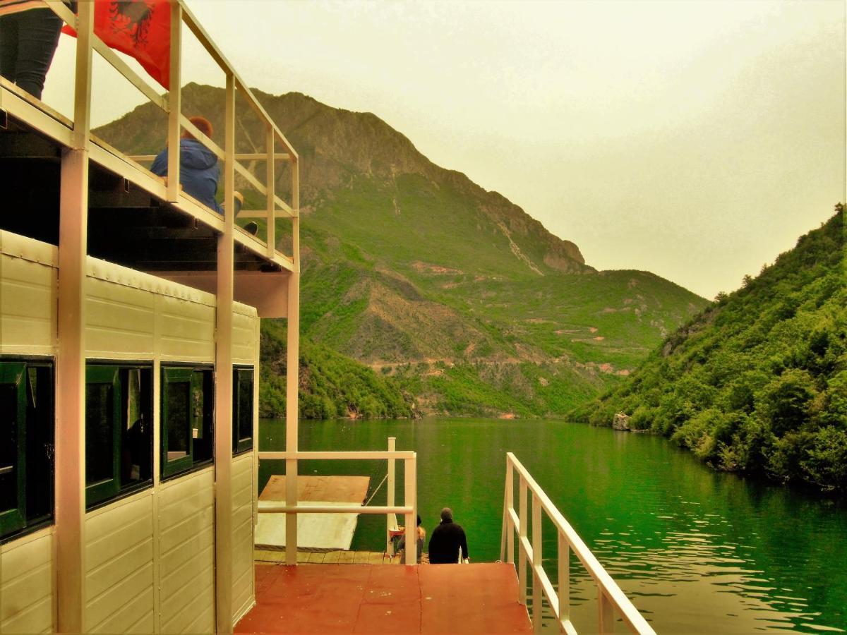 Rozafa Ferry & Accommodation Koman المظهر الخارجي الصورة